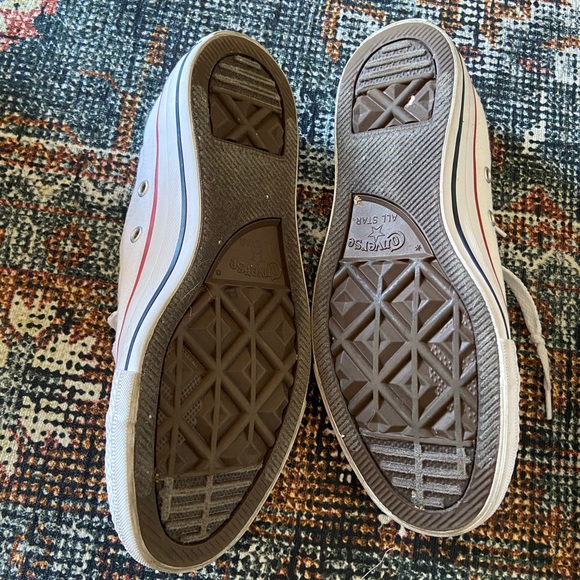 Converse - Picture 3 of 3